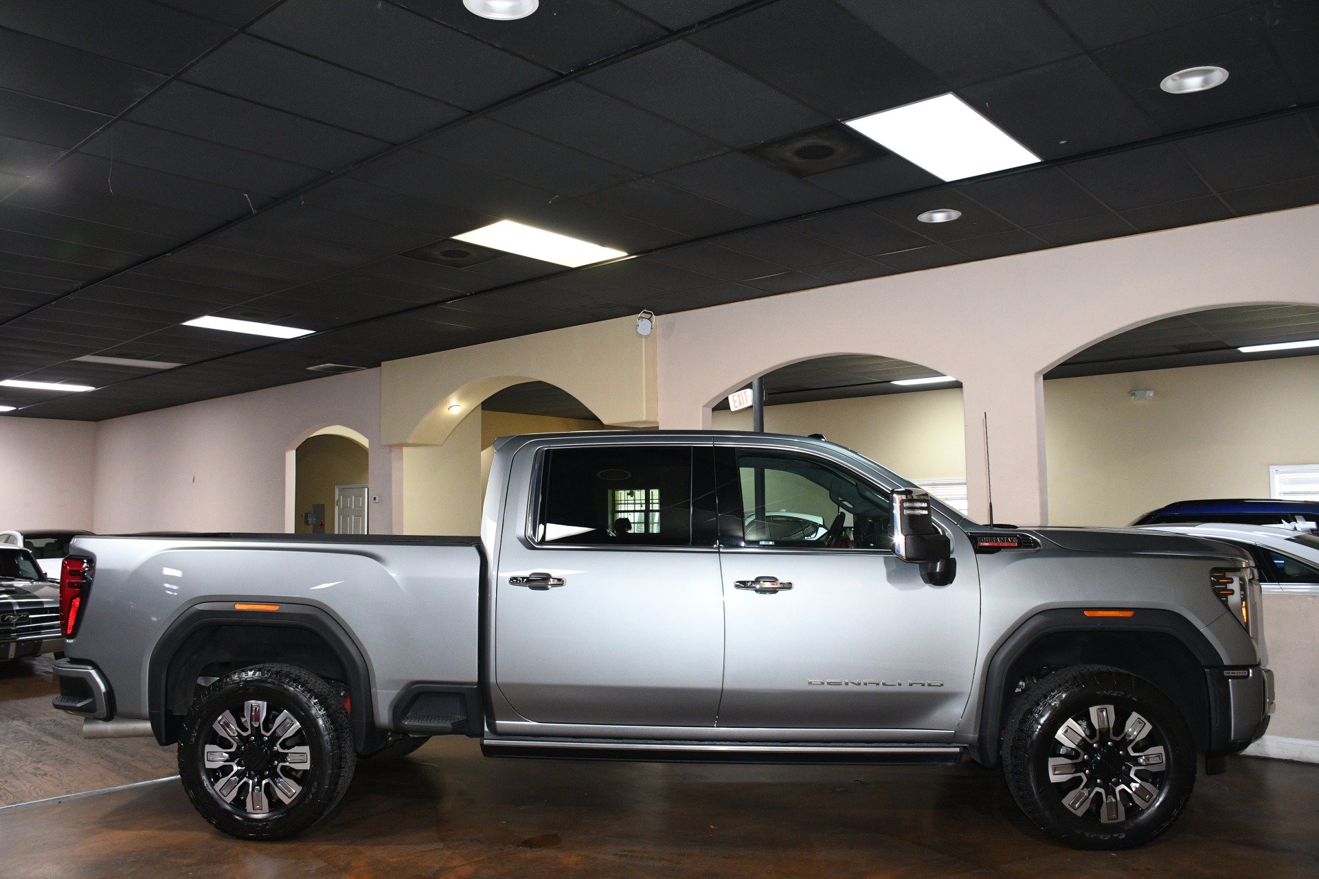 Used 2024 GMC Sierra 2500 Denali w/ Denali Reserve Package AWD/4WD image 52