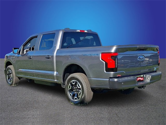 Used 2023 Ford F150 Lightning Pro image 4