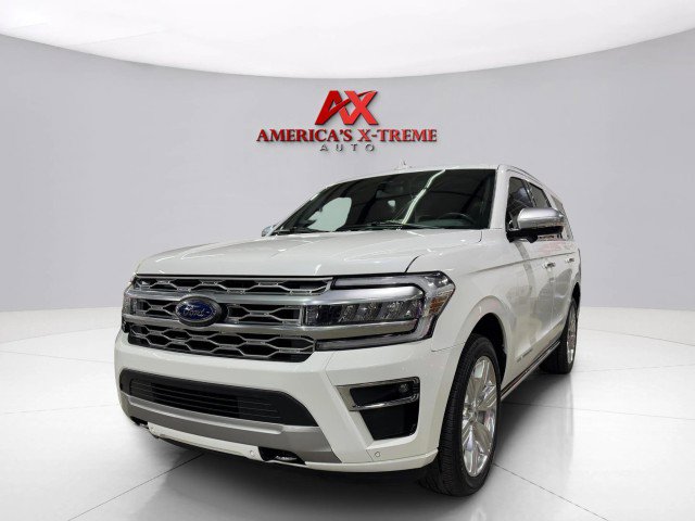 Used 2023 Ford Expedition Platinum image 3
