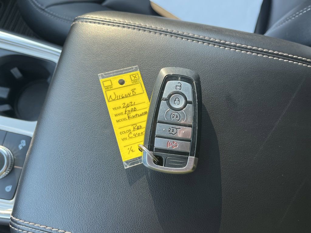 Used 2021 Ford Explorer XLT w/ Equipment Group 202A image 20