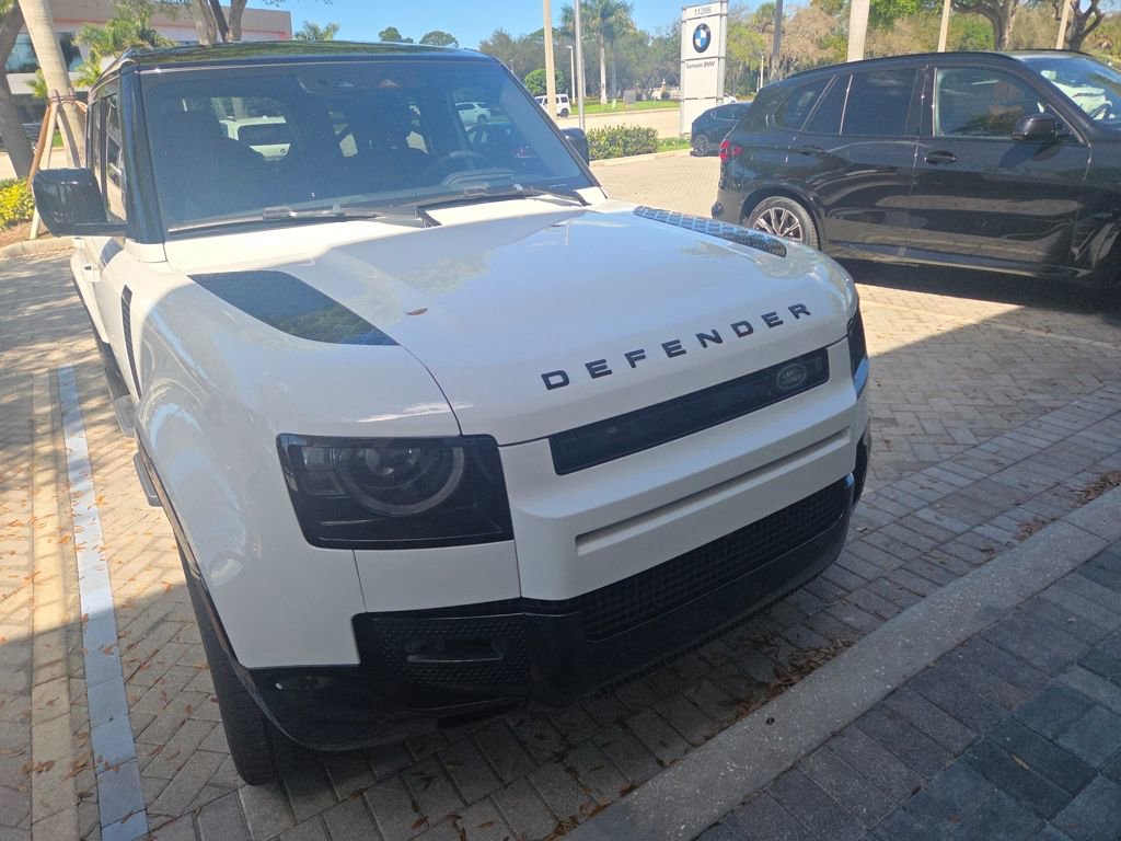 Used 2024 Land Rover Defender 110 X-Dynamic SE image 67