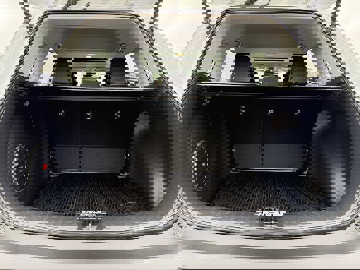 Used 2024 Toyota Corolla Cross XLE image 20