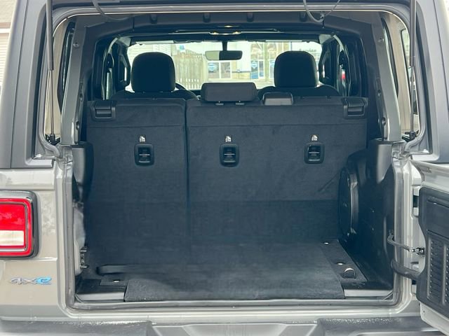 Used 2023 Jeep Wrangler Unlimited w/ Cold Weather Group image 36