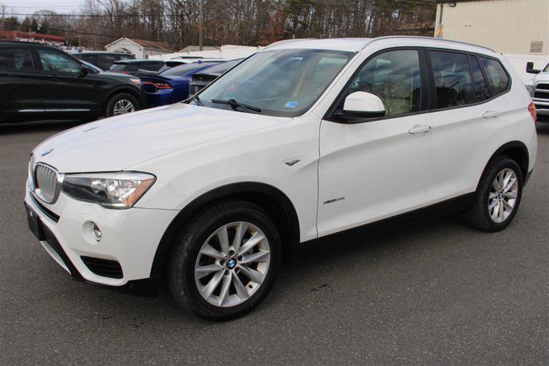 Used 2016 BMW X3 xDrive28i image 4