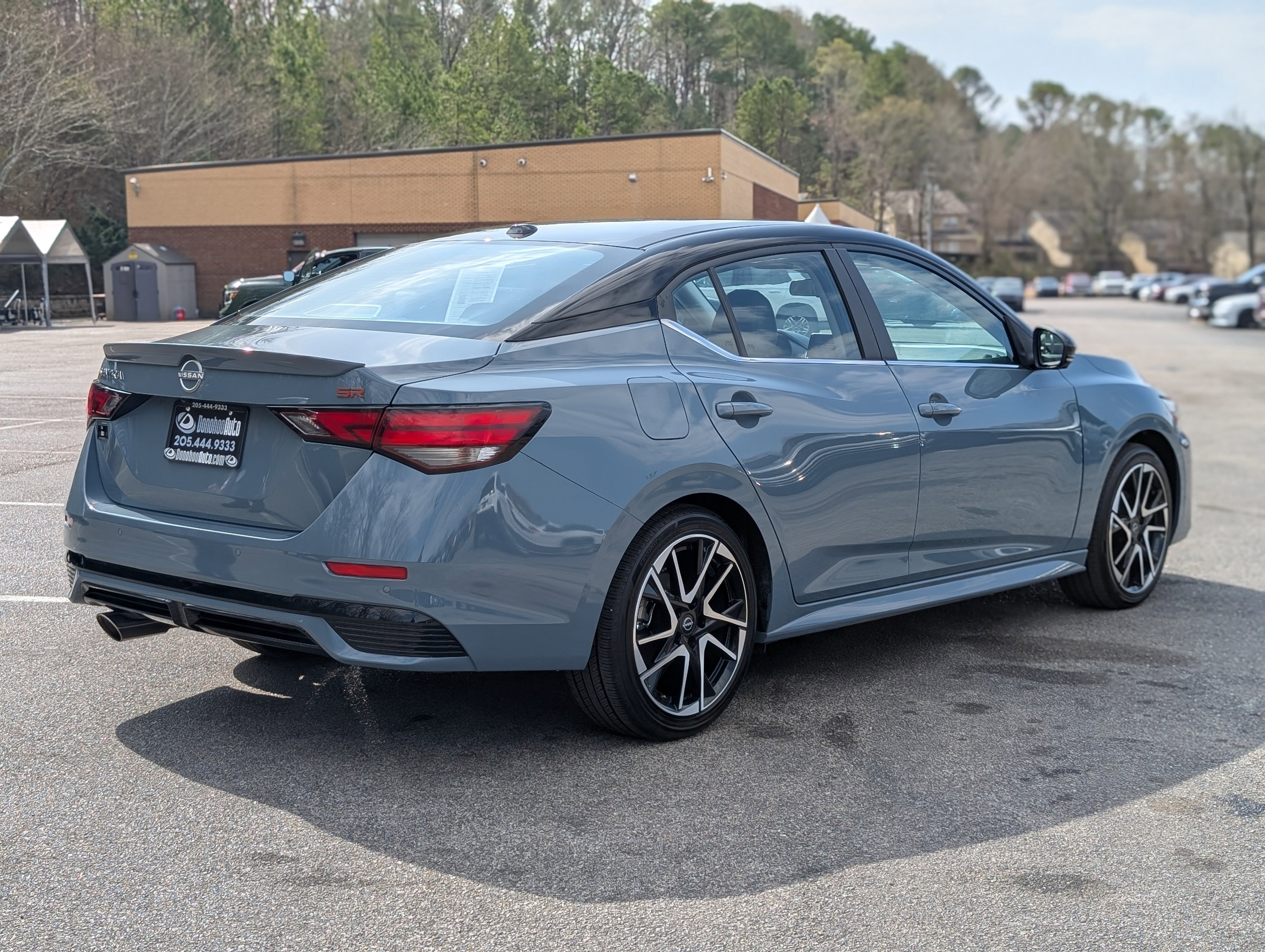 Used 2024 Nissan Sentra SR w/ SR Premium Package image 9