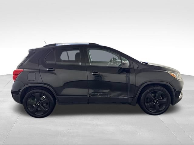 Used 2018 Chevrolet Trax Premier w/ Midnight Edition FWD image 10