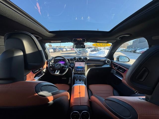 Used 2024 Mercedes-Benz GLC 300 4MATIC image 42