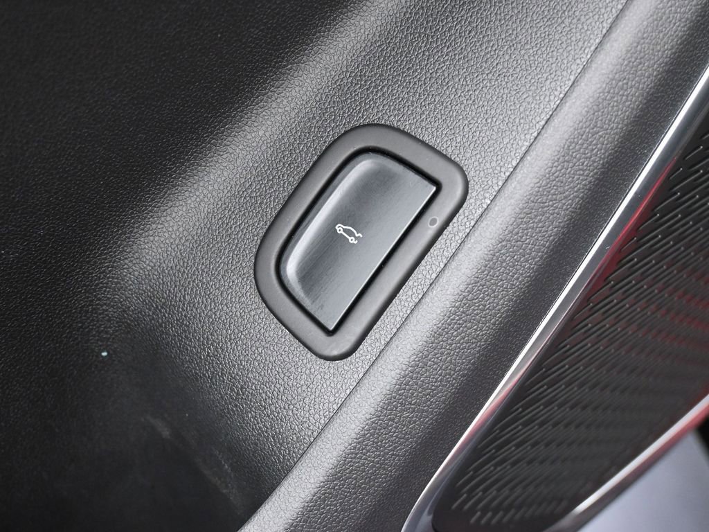 Used 2024 Chevrolet Traverse RS image 20