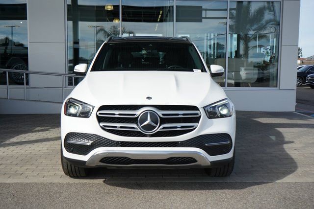 Used 2022 Mercedes-Benz GLE 350 GLE 350 w/ Premium Package image 3