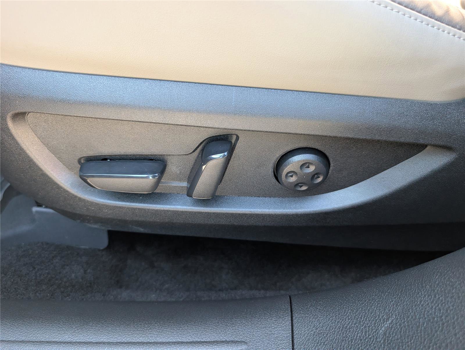 Used 2023 INFINITI QX50 Luxe image 22