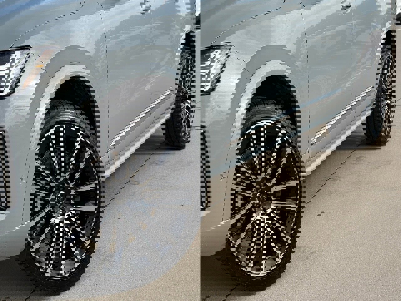 New 2026 Volvo XC90 B6 Ultra w/ Lounge Package image 6