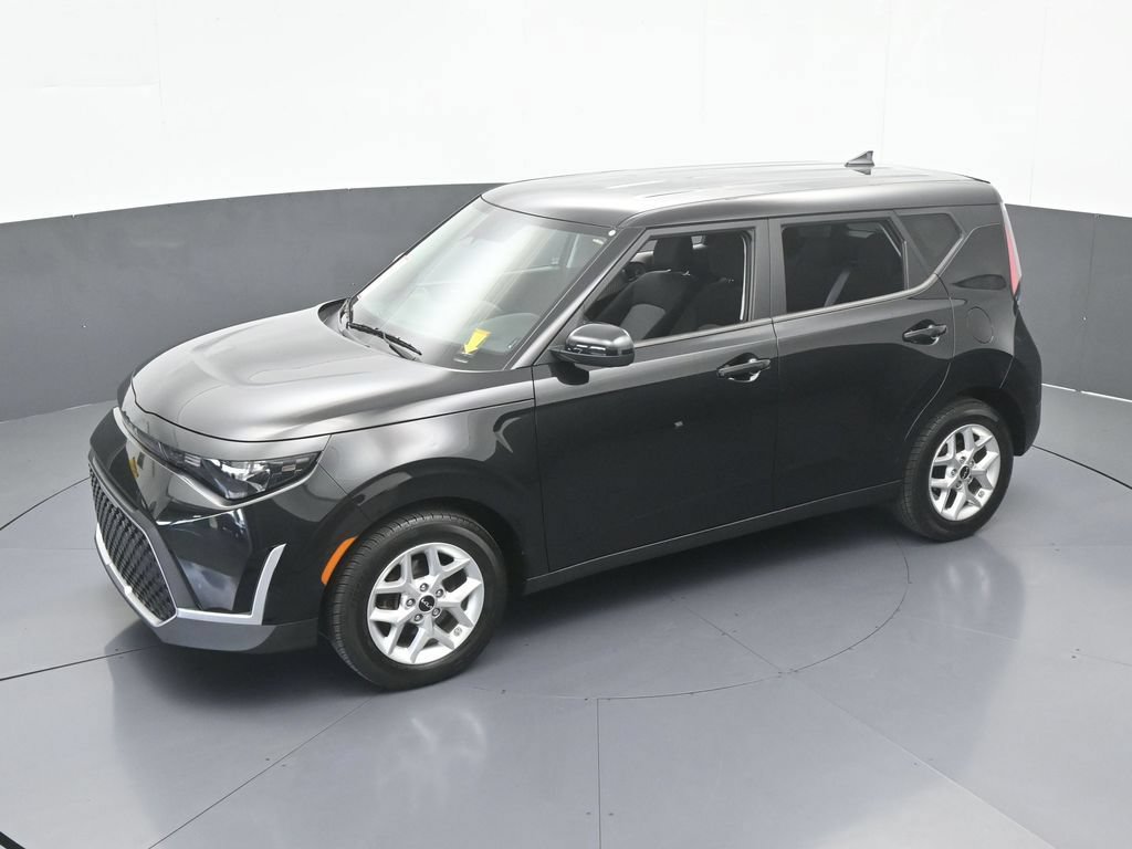 Used 2023 Kia Soul S FWD image 44