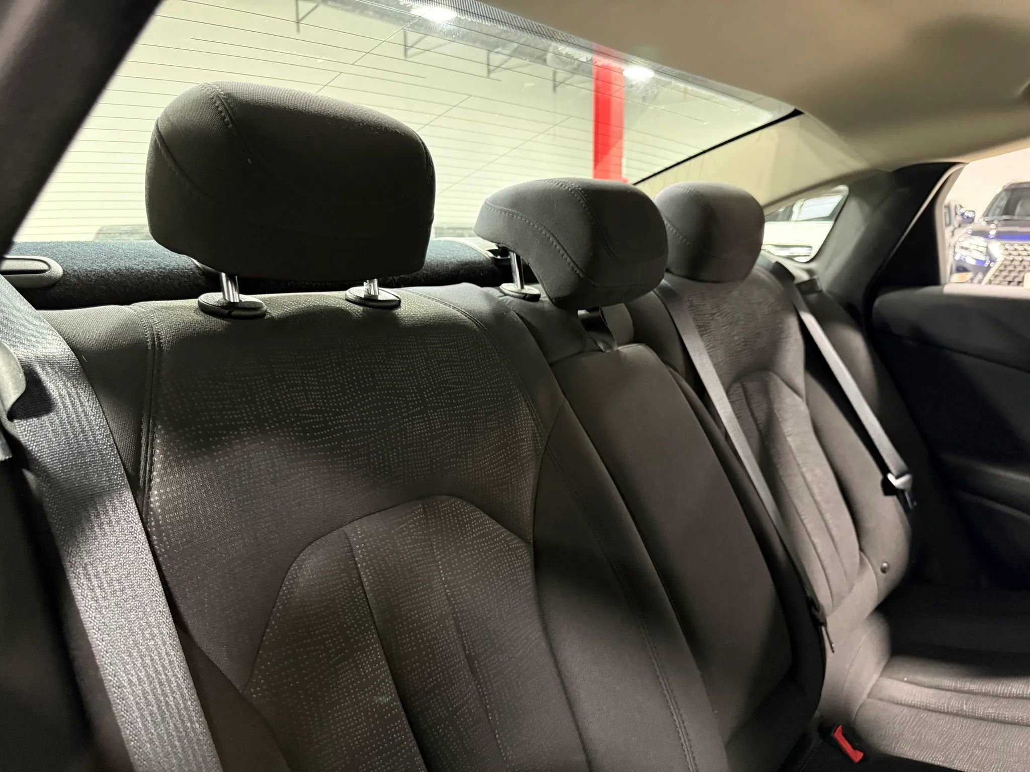 Used 2017 Chrysler 200 LX FWD image 51