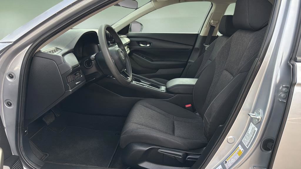 Used 2023 Honda Accord LX image 11