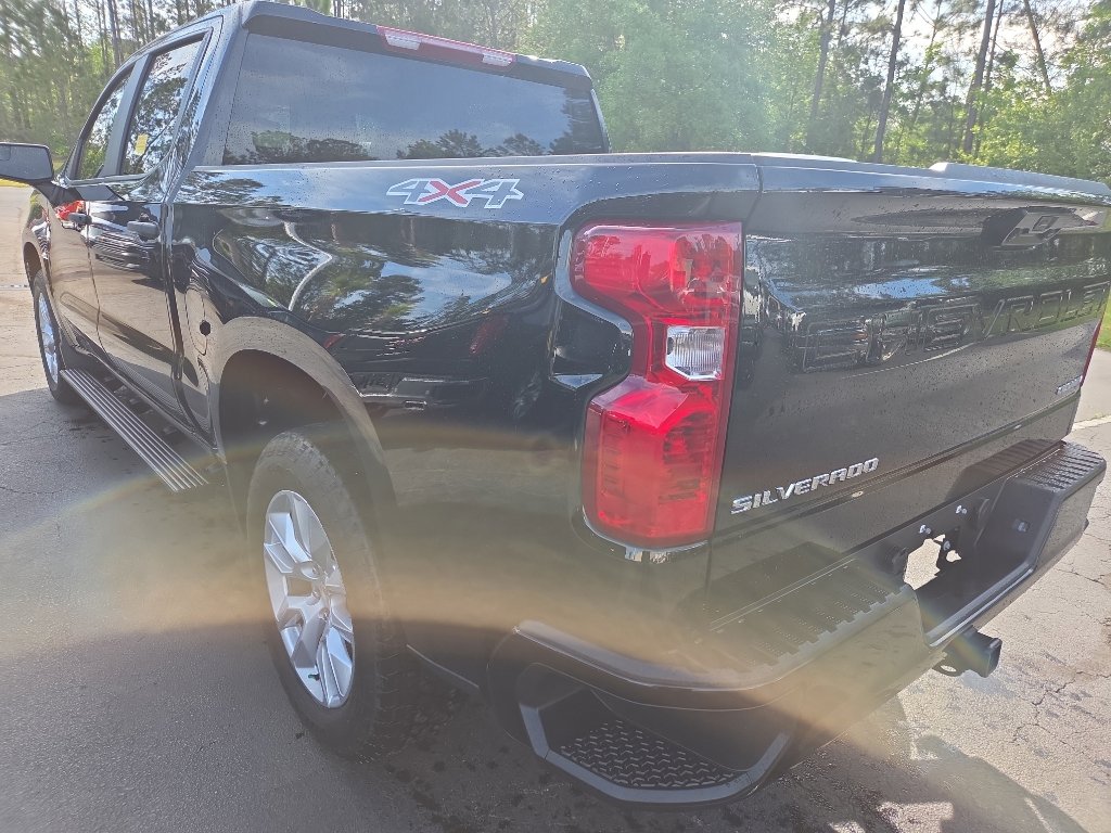 Used 2026 Chevrolet Silverado 1500 Custom image 4