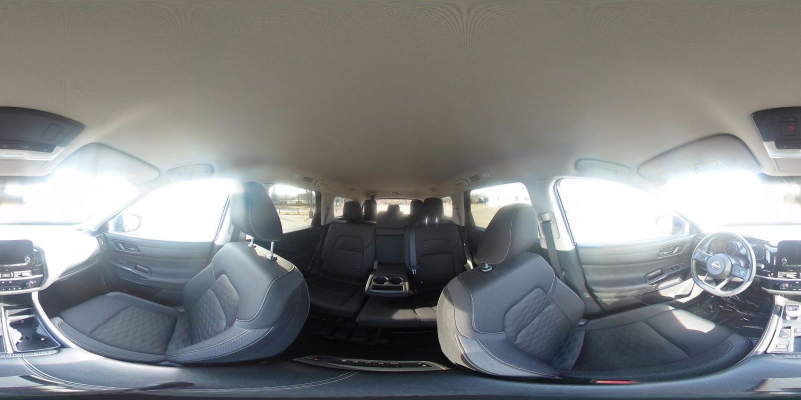 Used 2025 Nissan Pathfinder SV image 43