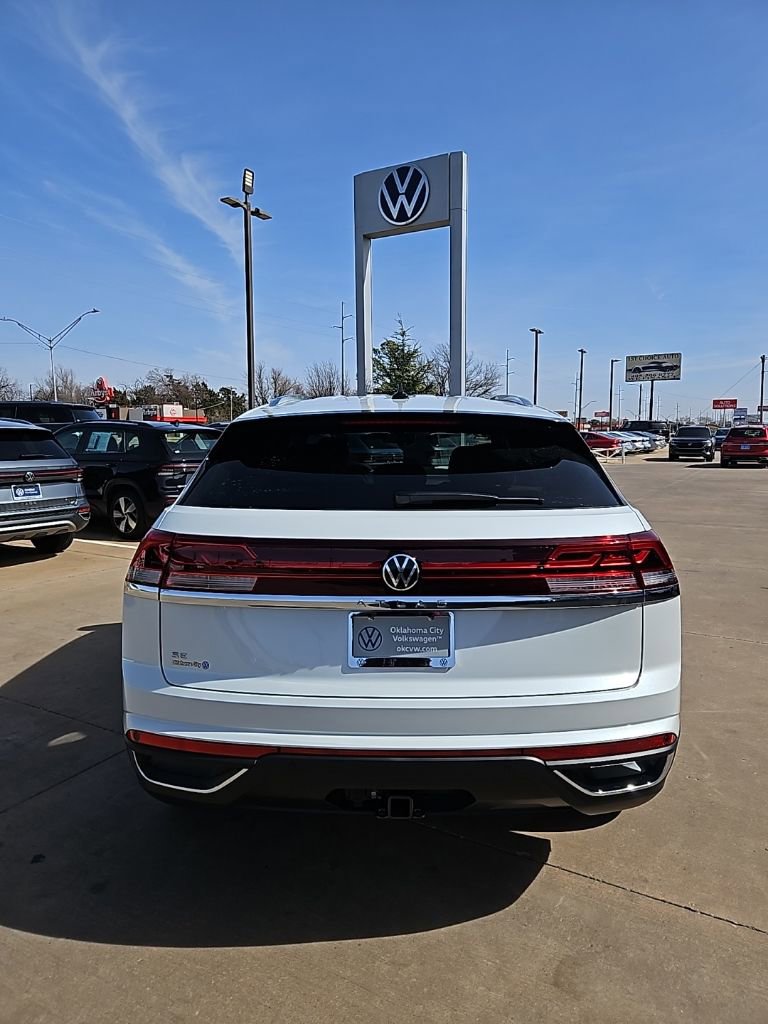 New 2026 Volkswagen Atlas Cross Sport SE image 6