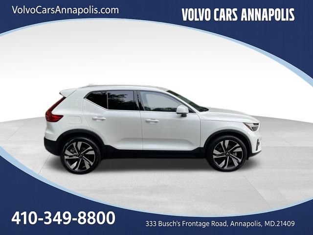Certified 2024 Volvo XC40 B5 Plus w/ Protection Package Premier AWD/4WD image 9