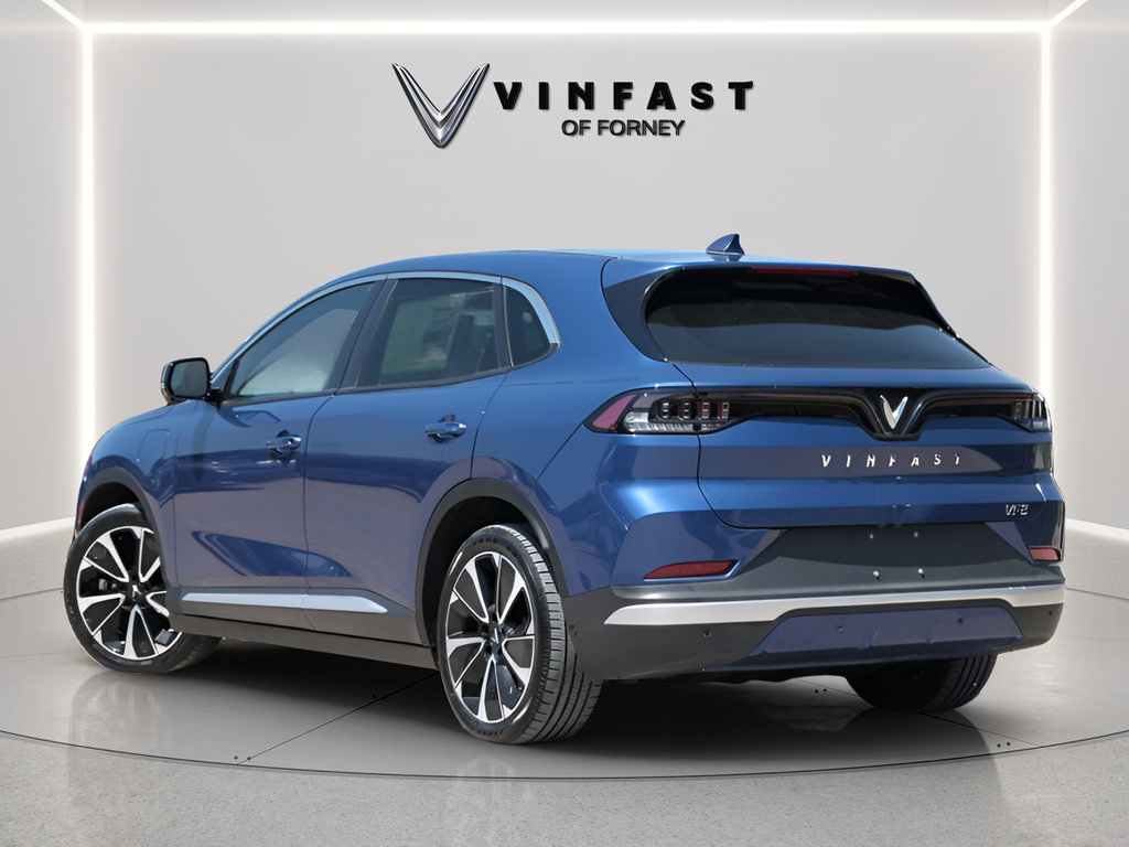 New 2025 VinFast VF 8 Plus AWD/4WD image 2