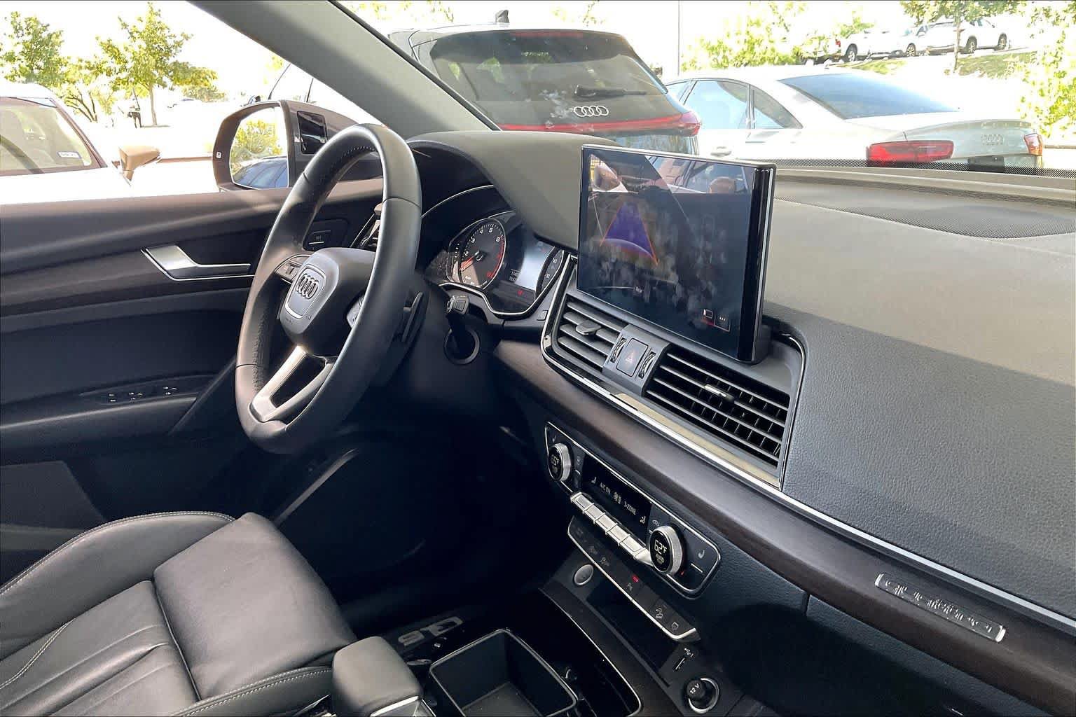 Used 2024 Audi Q5 2.0T Premium AWD/4WD image 32
