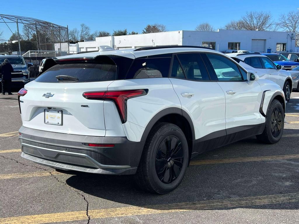New 2026 Chevrolet Blazer EV LT AWD/4WD image 3