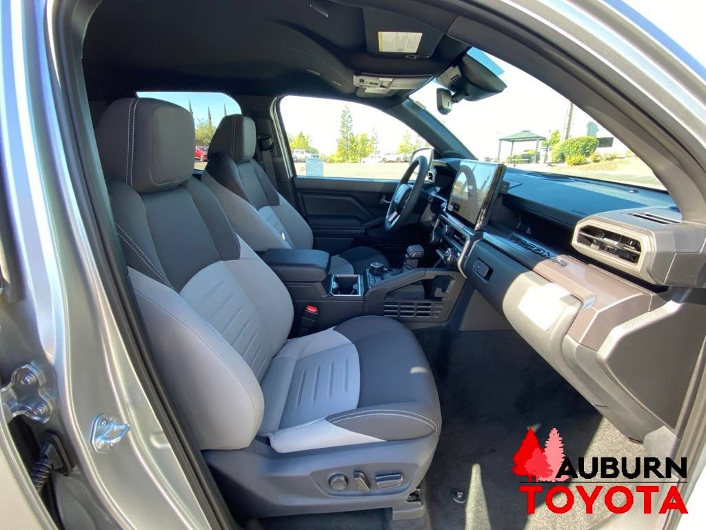 New 2026 Toyota Tacoma TRD Off-Road w/ TRD Off Road Upgrade Package AWD/4WD image 13