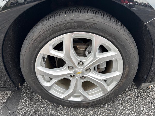 Used 2017 Chevrolet Volt Premier FWD image 9