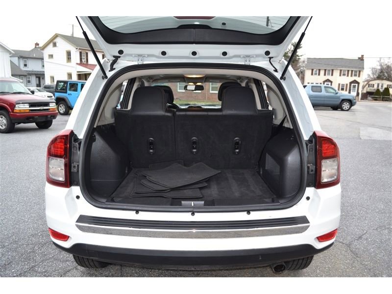 Used 2016 Jeep Compass High Altitude AWD/4WD image 27