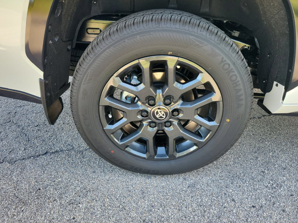 New 2026 Toyota Sequoia Platinum AWD/4WD image 31