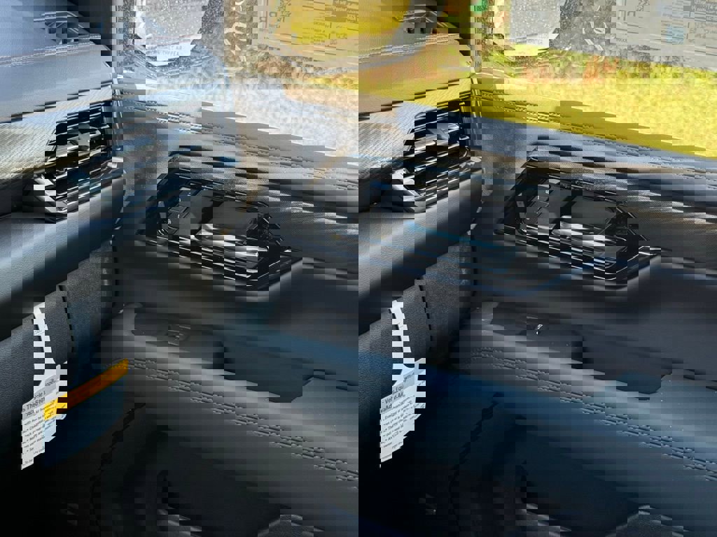 New 2026 GMC Yukon AT4 image 35