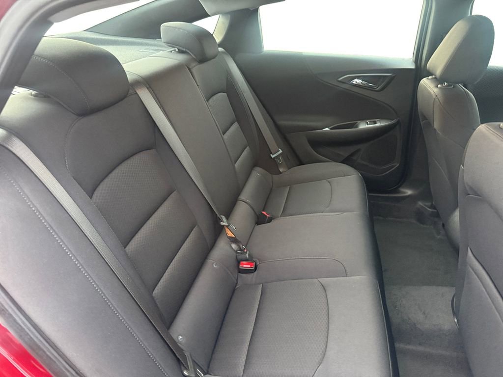 Certified 2025 Chevrolet Malibu RS image 18