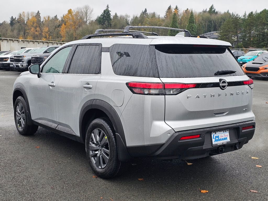 New 2025 Nissan Pathfinder SV w/ SV Premium Package image 7