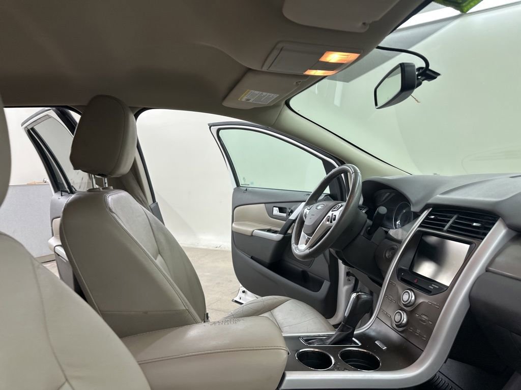 Used 2014 Ford Edge SEL w/ Equipment Group 205A image 21