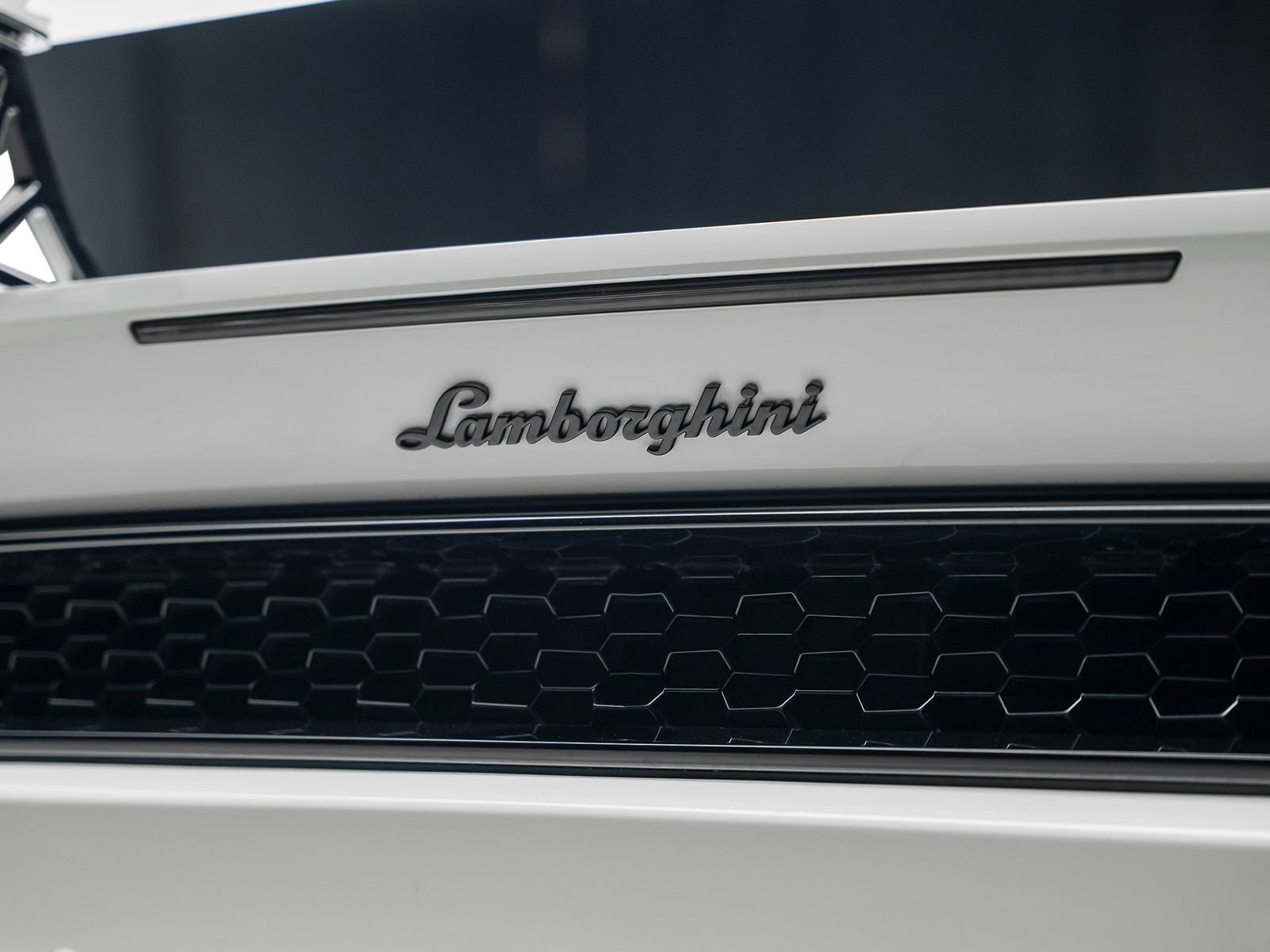 Used 2019 Lamborghini Huracan LP 580-2 image 20