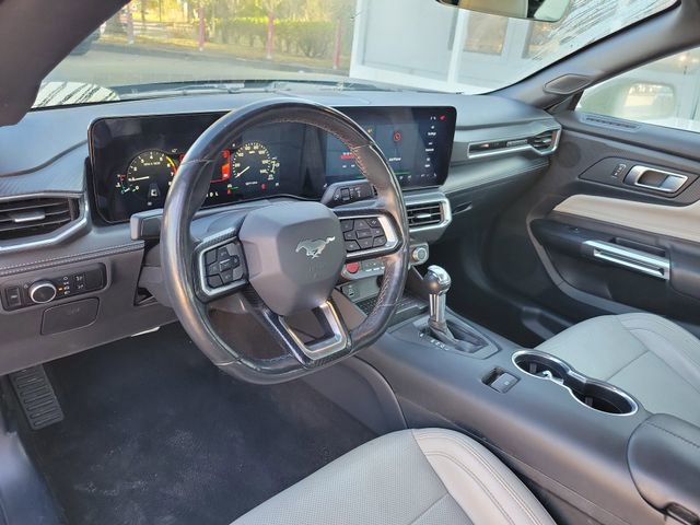 Used 2024 Ford Mustang Premium image 11