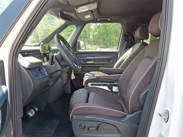 New 2025 Volkswagen ID. Buzz Pro S image 9