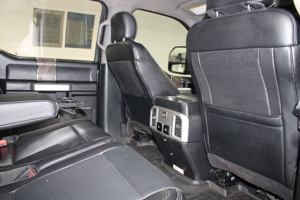 Used 2019 Ford F350 Lariat w/ Lariat Ultimate Package AWD/4WD image 34