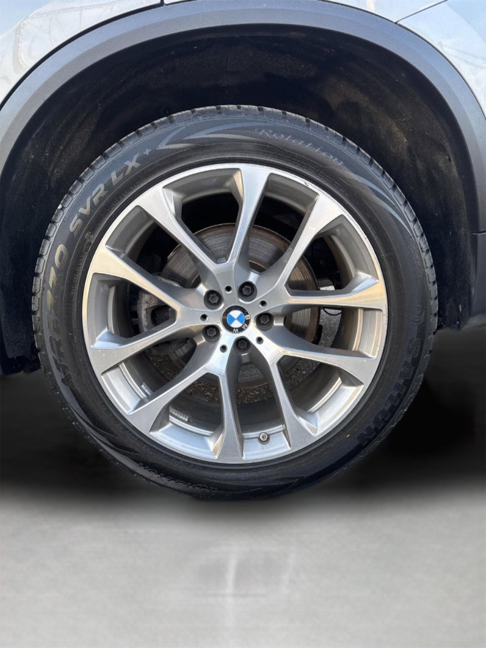 Used 2024 BMW X5 xDrive40i image 11