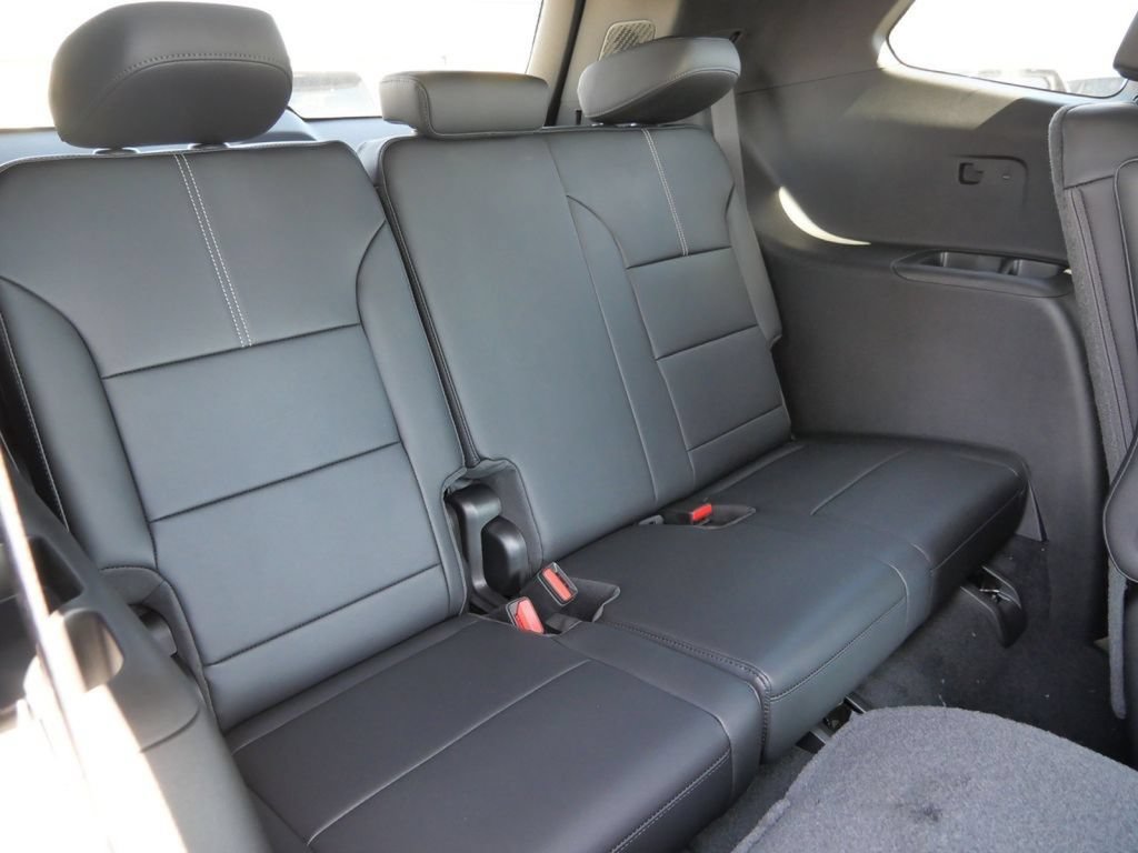 New 2026 GMC Acadia Elevation w/ Elevation Premium Package AWD/4WD image 34