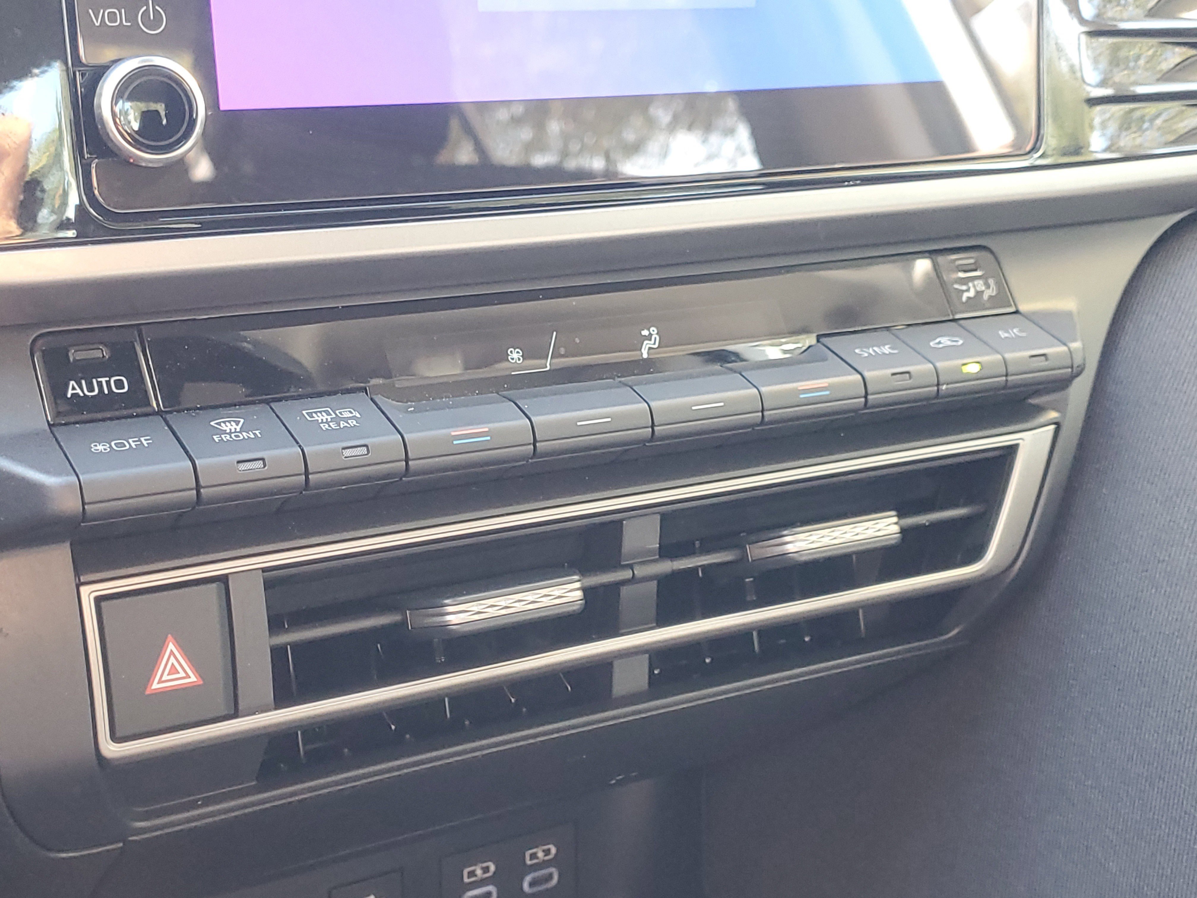 Certified 2025 Toyota Camry LE image 28