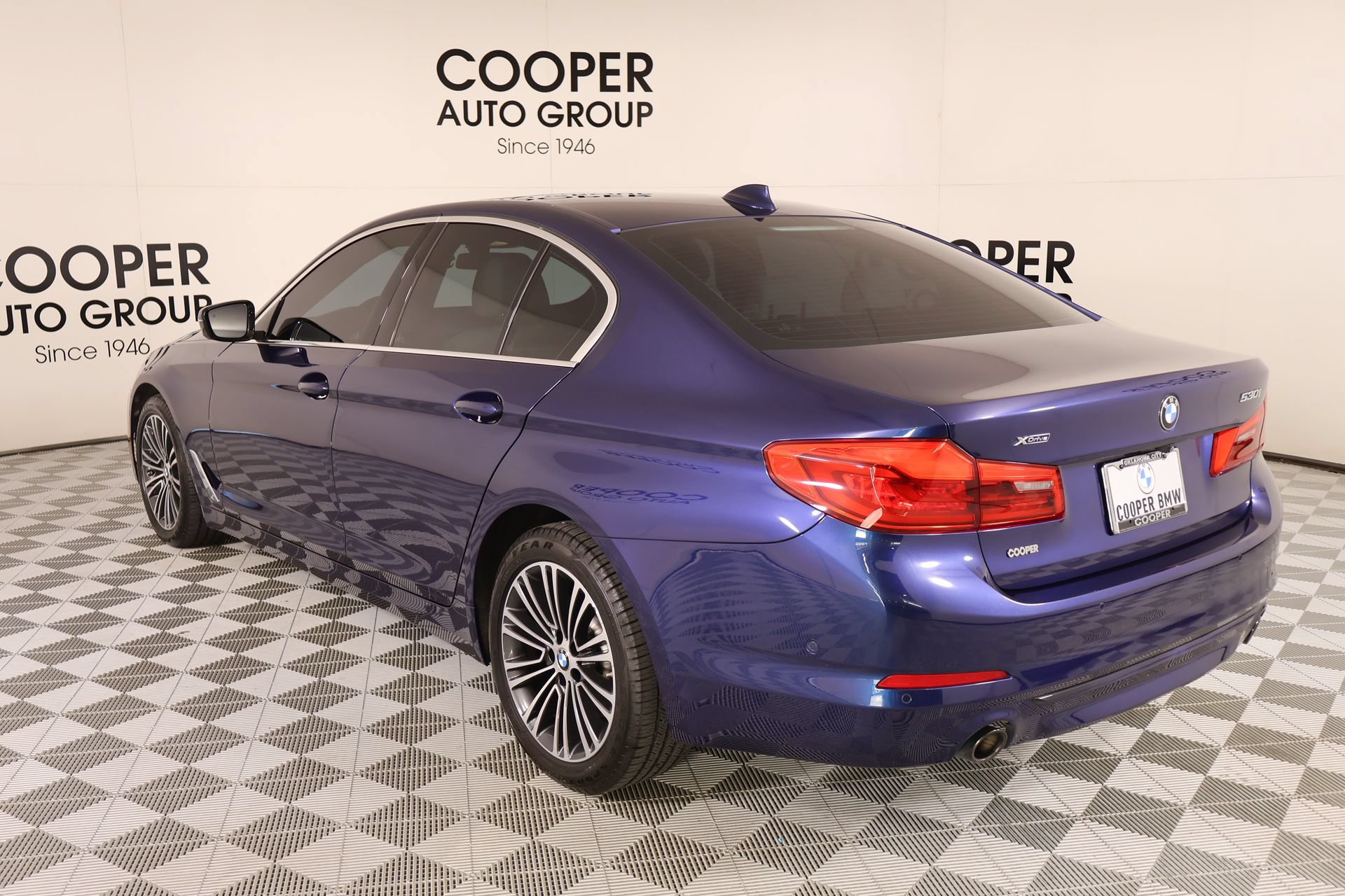 Used 2020 BMW 530i xDrive w/ Premium Package AWD/4WD image 25