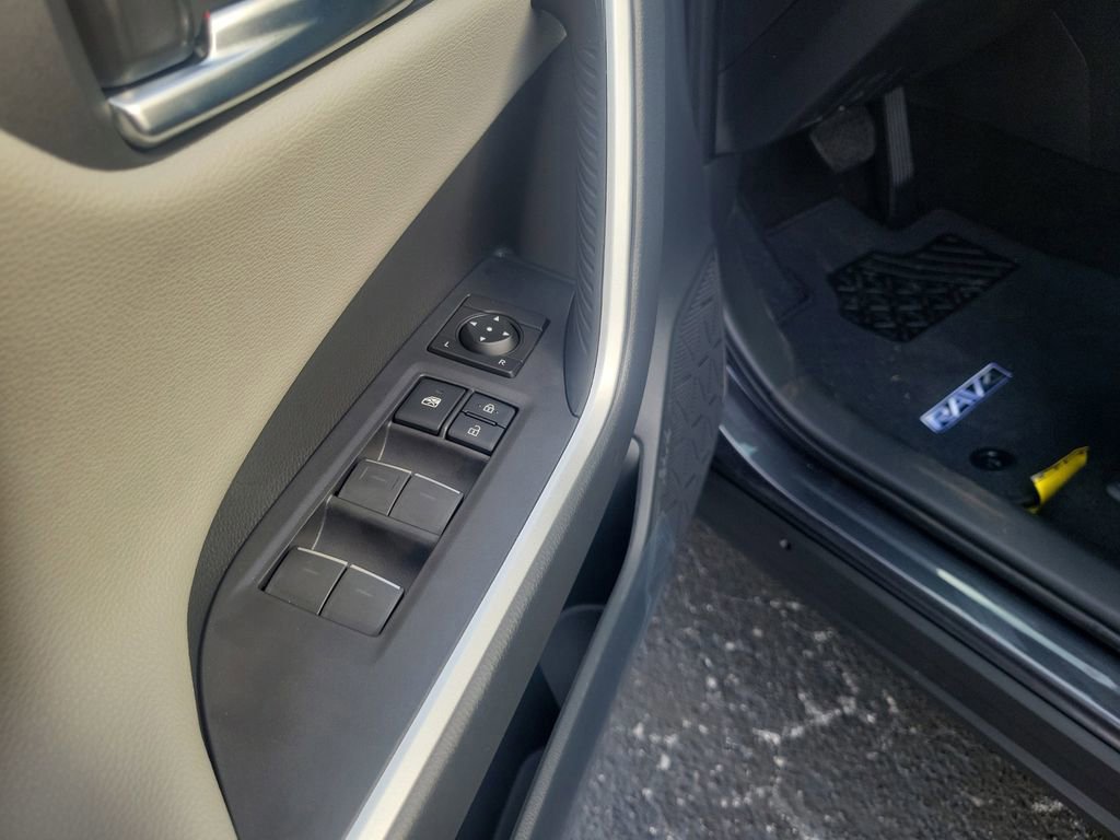 New 2025 Toyota RAV4 Limited image 17