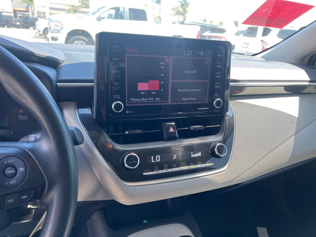 Used 2022 Toyota Corolla LE w/ Carpet Mat Package (TMS) image 19