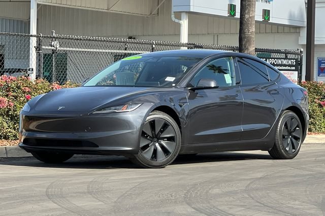 Used 2025 Tesla Model 3 Long Range RWD image 8