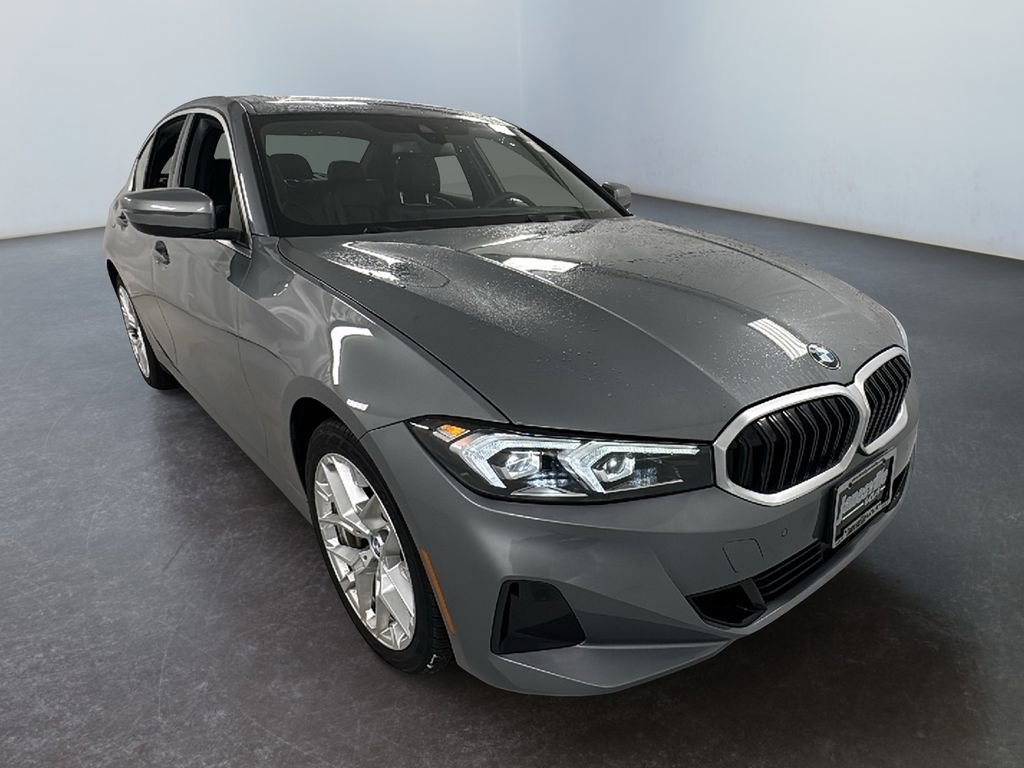 Used 2025 BMW 330i xDrive Sedan image 1