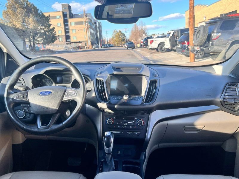 Used 2018 Ford Escape SEL w/ Ford Safe & Smart Package image 29