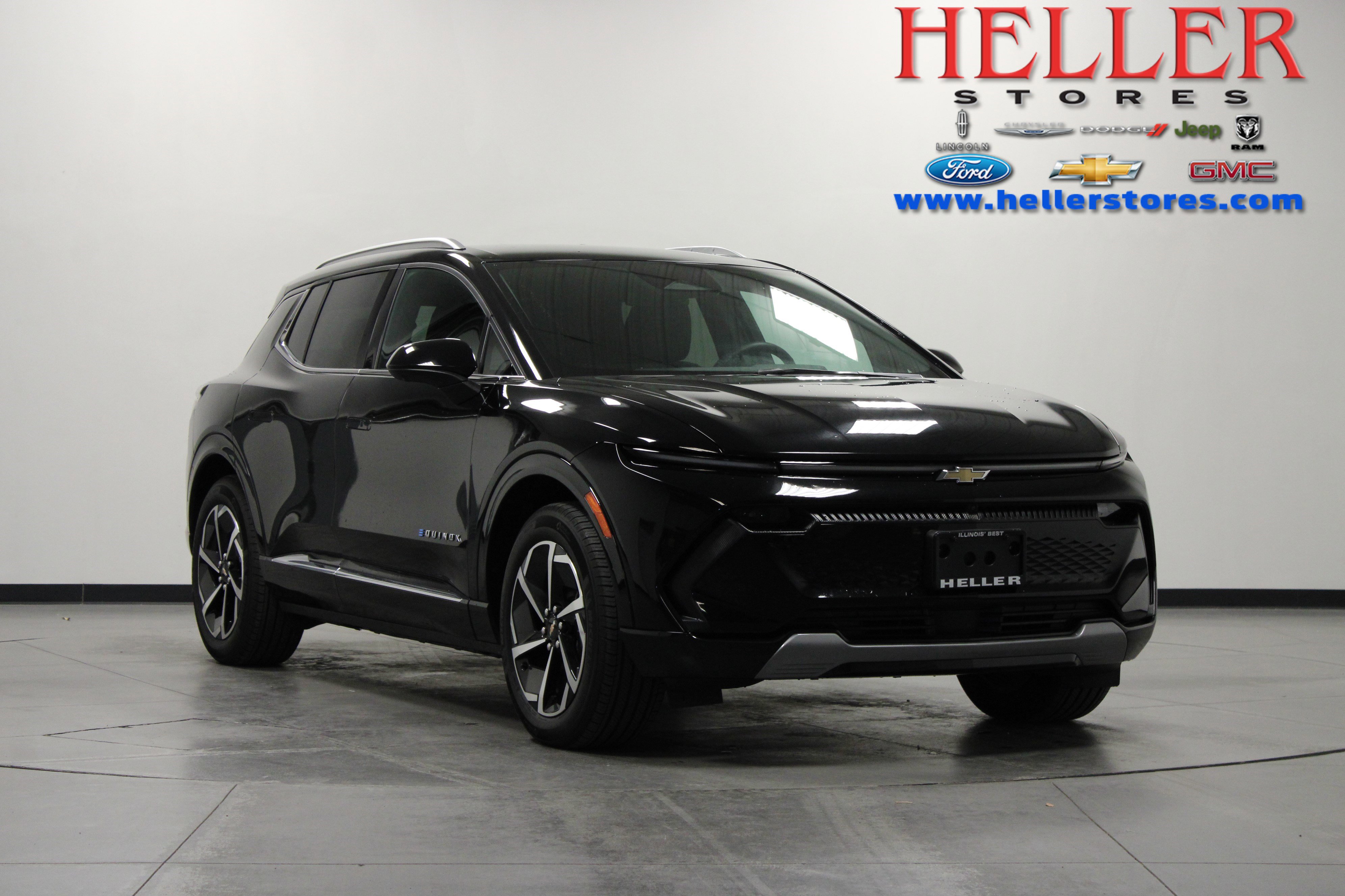 Used 2025 Chevrolet Equinox EV LT w/ Convenience Package image 1