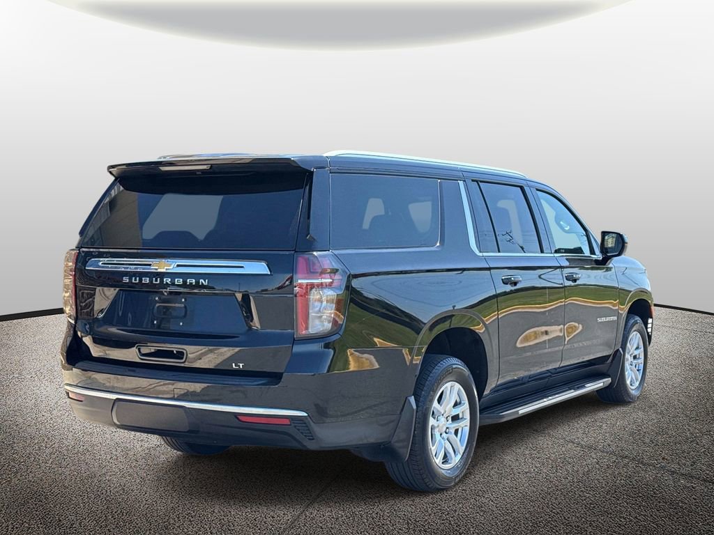 Used 2022 Chevrolet Suburban LT AWD/4WD image 2