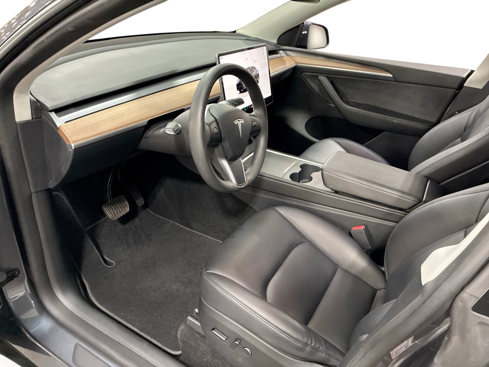Certified 2023 Tesla Model Y Long Range AWD/4WD image 9