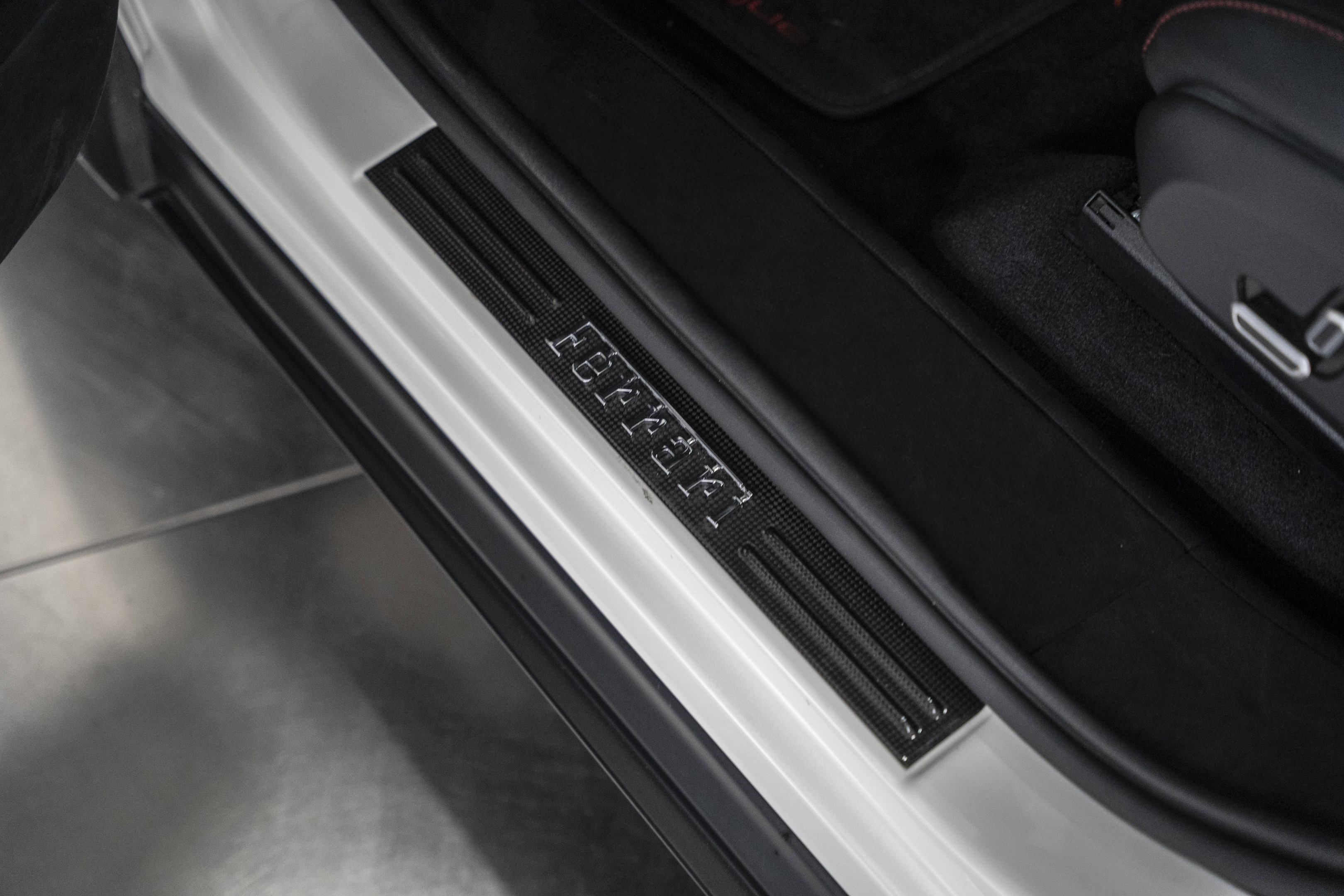 Certified 2024 Ferrari Purosangue image 32